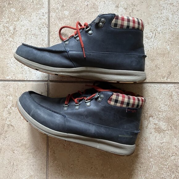 Columbia Bahama PFG Navy Blue Lace Up Ankle Waterproof Hiking/Fishing Boots main image 3